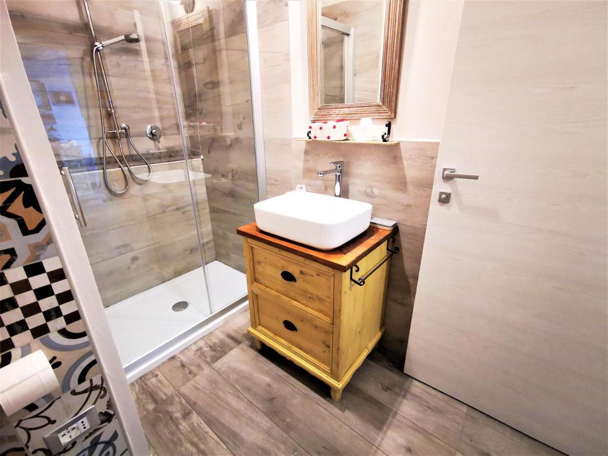 Bed and Breakfast Alcivico3 Civitanova Marche Exterior foto